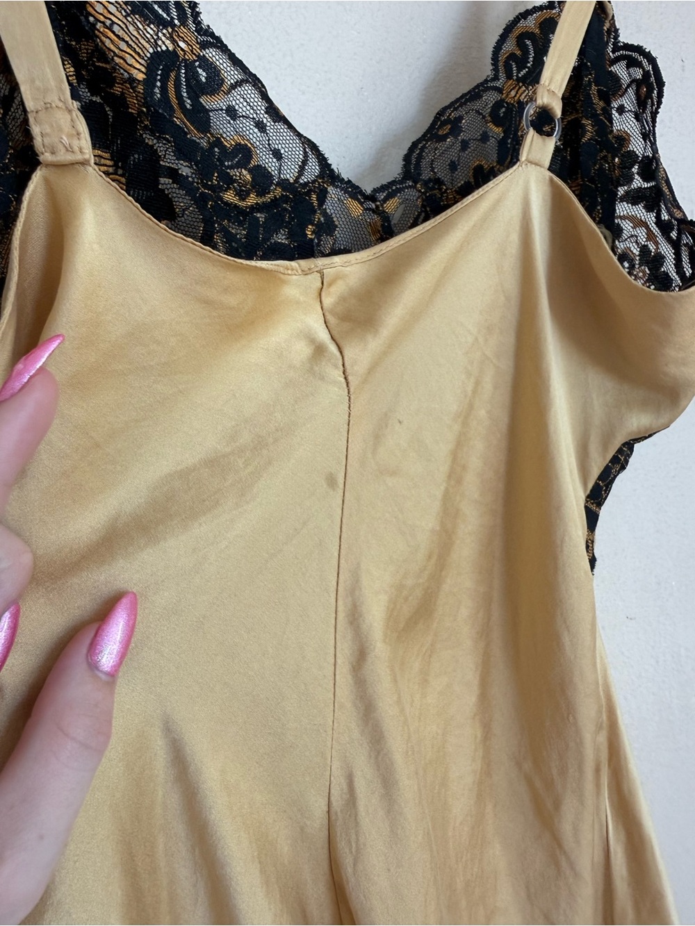 100% Silk Gold Tag Vintage Victoria’s Secret Gold Slip Black Lace - Picture 7 of 7